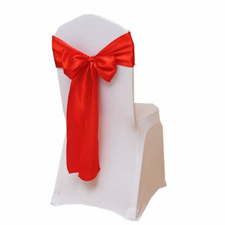 White Banquet Chair with Red Bow Cover